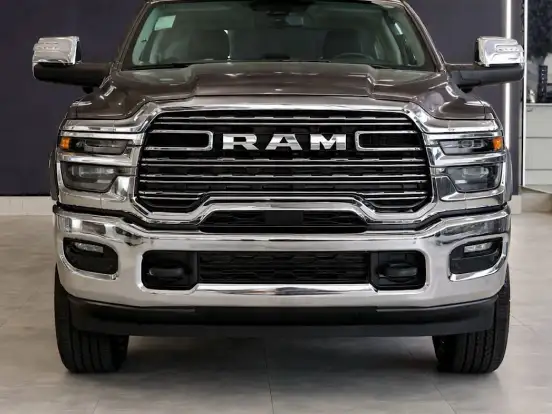 RAM-3500-6.7 I6 TURBO DIESEL LIMITED LONGHORN CD 4X4 AUTOMÁTICO RAM-3500-2025
