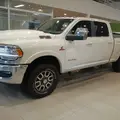 RAM 3500 6.7 I6 TURBO DIESEL LIMITED LONGHORN CD 4X4 AUTOMÁTICO RAM 3500 6.7 I6 TURBO DIESEL LIMITED LONGHORN CD 4X4 AUTOMÁTICO