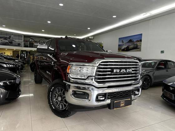 RAM 3500 6.7 I6 TURBO DIESEL LIMITED LONGHORN CD 4X4  AUTOMÁTICO