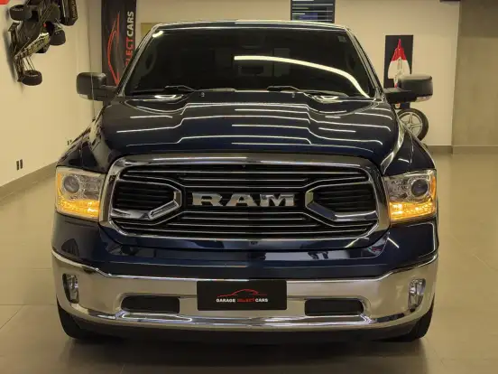 RAM-CLASSIC-5.7 V8 GASOLINA LARAMIE CD 4X4 AUTOMÁTICO RAM-CLASSIC-2023
