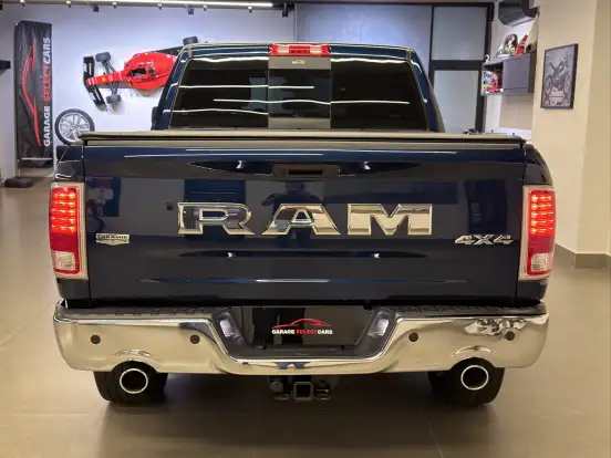 RAM-CLASSIC-5.7 V8 GASOLINA LARAMIE CD 4X4 AUTOMÁTICO RAM-CLASSIC-2023