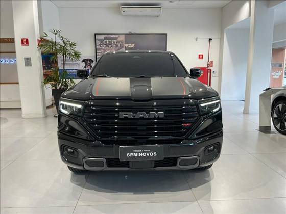 RAM RAMPAGE 2.0 HURRICANE 4 TURBO GASOLINA R/T 4X4 AUTOMÁTICO