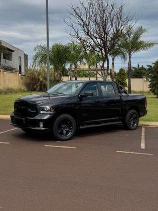 RAM 1500 5.7 V8 GASOLINA REBEL CD 4X4 AUTOMÁTICO