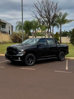RAM-1500-5.7 V8 GASOLINA REBEL CD 4X4 AUTOMÁTICO RAM-1500-2022