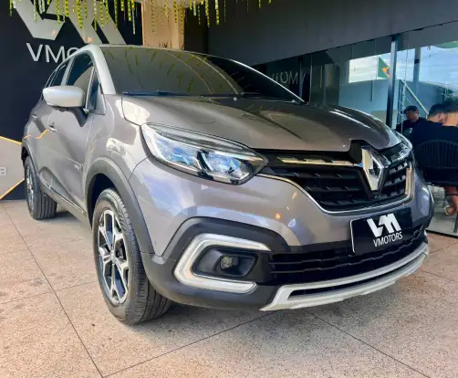 RENAULT-CAPTUR-2021