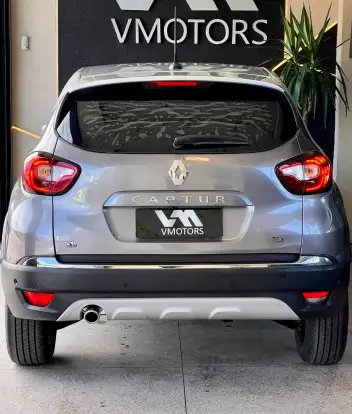 RENAULT-CAPTUR-2021