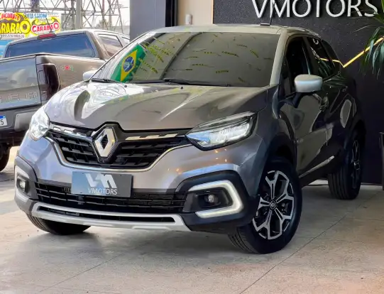 RENAULT-CAPTUR-2021