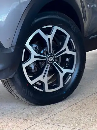 RENAULT-CAPTUR-2021