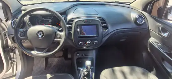 RENAULT-CAPTUR-2018