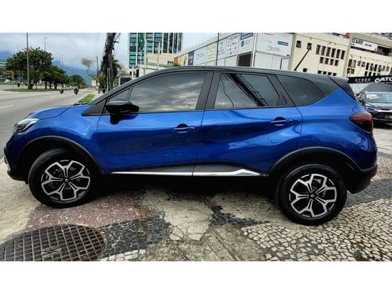 RENAULT-CAPTUR-2023