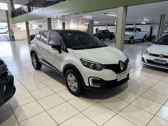 RENAULT-CAPTUR-2018