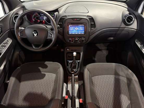 RENAULT-CAPTUR-2020