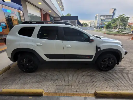 RENAULT-DUSTER-2025