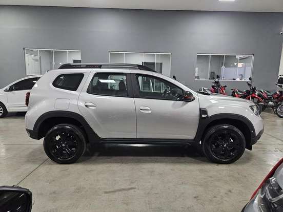 RENAULT-DUSTER-2025