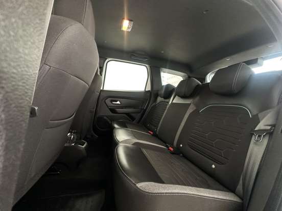 RENAULT-DUSTER-2023