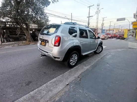 RENAULT-DUSTER-2.0 DYNAMIQUE 4X2 16V FLEX 4P AUTOMÁTICO RENAULT-DUSTER-2015