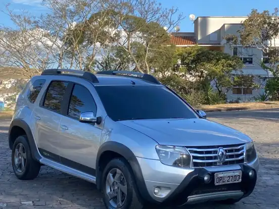 RENAULT-DUSTER-2.0 DYNAMIQUE 4X2 16V FLEX 4P AUTOMÁTICO RENAULT-DUSTER-2013
