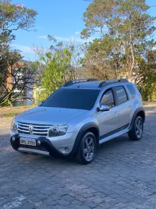 RENAULT-DUSTER-2013