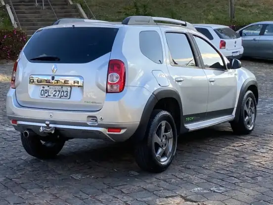 RENAULT-DUSTER-2.0 DYNAMIQUE 4X2 16V FLEX 4P AUTOMÁTICO RENAULT-DUSTER-2013