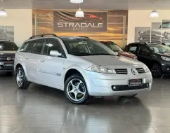 RENAULT MEGANE 1.6 DYNAMIQUE GRAND TOUR 16V FLEX 4P MANUAL RENAULT MEGANE 1.6 DYNAMIQUE GRAND TOUR 16V FLEX 4P MANUAL