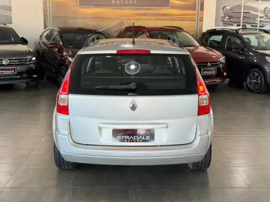 RENAULT-MEGANE-1.6 DYNAMIQUE GRAND TOUR 16V FLEX 4P MANUAL RENAULT-MEGANE-2011