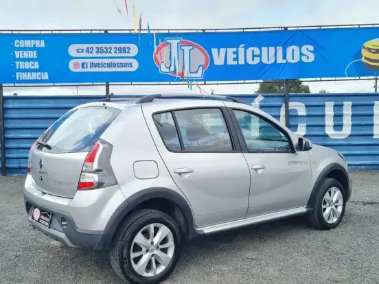 RENAULT-SANDERO-1.6 STEPWAY 8V FLEX 4P MANUAL RENAULT-SANDERO-2014