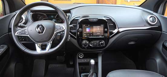 RENAULT-CAPTUR-2021