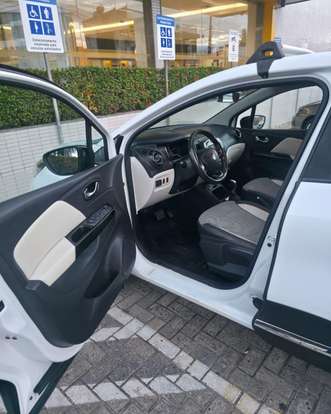 RENAULT-CAPTUR-1.6 16V SCE FLEX INTENSE X-TRONIC RENAULT-CAPTUR-2017