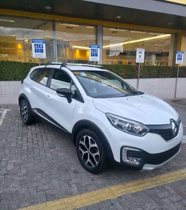 RENAULT-CAPTUR-2017