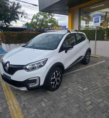 RENAULT-CAPTUR-2017
