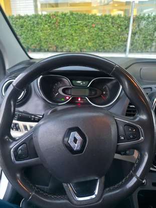 RENAULT-CAPTUR-2017