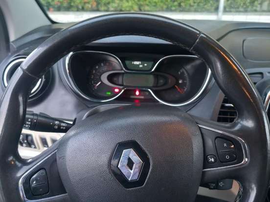 RENAULT-CAPTUR-1.6 16V SCE FLEX INTENSE X-TRONIC RENAULT-CAPTUR-2017