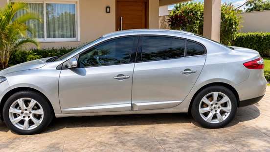 RENAULT-FLUENCE-2.0 PRIVILÉGE 16V FLEX 4P AUTOMÁTICO RENAULT-FLUENCE-2012