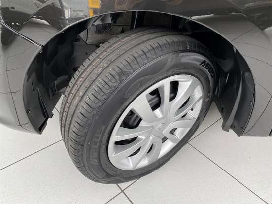 RENAULT-SANDERO-1.0 EXPRESSION 16V FLEX 4P MANUAL RENAULT-SANDERO-2015