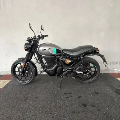 ROYAL ENFIELD-HUNTER 350-2023