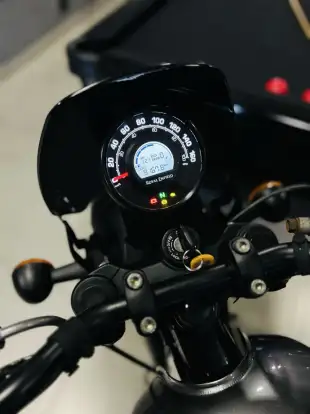 ROYAL ENFIELD-HUNTER 350-2023