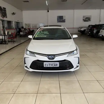 TOYOTA-COROLLA-2024