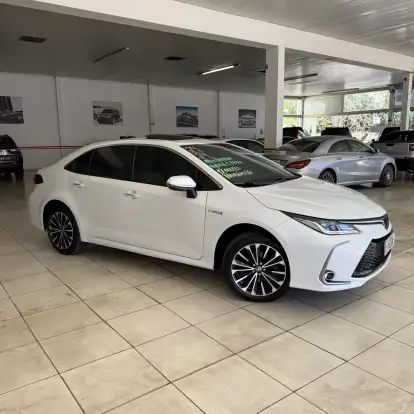 TOYOTA-COROLLA-2024