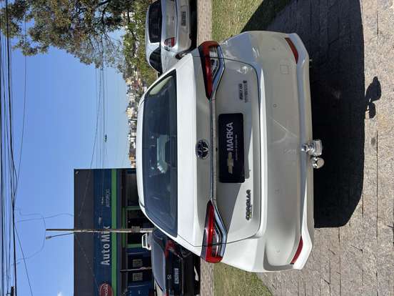 TOYOTA-COROLLA-2024