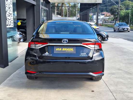 TOYOTA-COROLLA-2021
