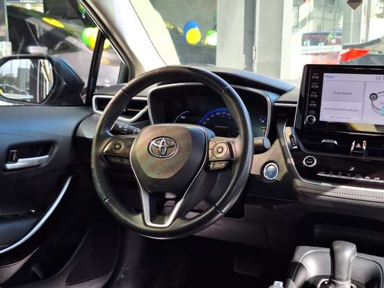 TOYOTA-COROLLA-2021
