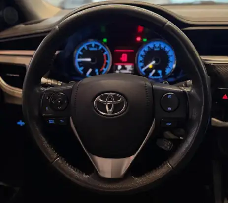 TOYOTA-COROLLA-2015