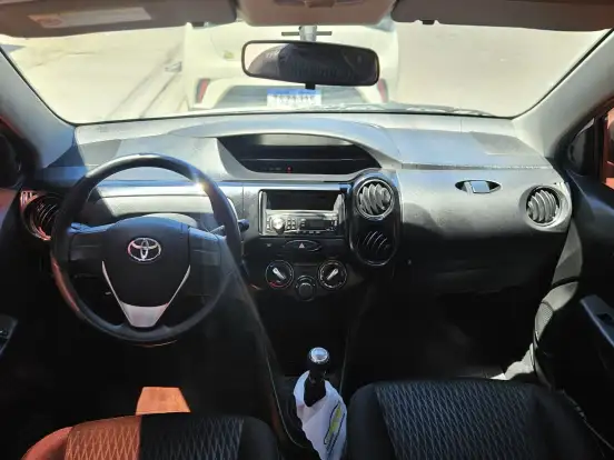 TOYOTA-ETIOS-1.3 X 16V FLEX 4P MANUAL TOYOTA-ETIOS-2017