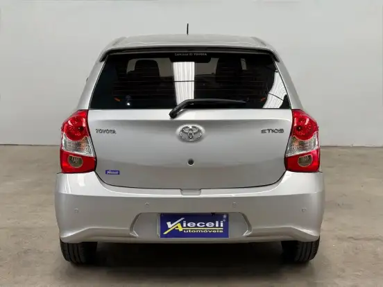 TOYOTA-ETIOS-1.5 READY 16V FLEX 4P AUTOMÁTICO TOYOTA-ETIOS-2017