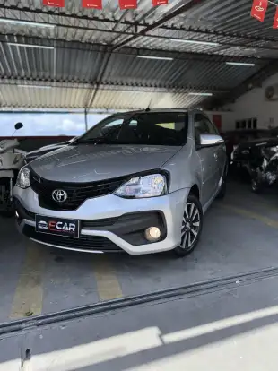 TOYOTA-ETIOS-2018