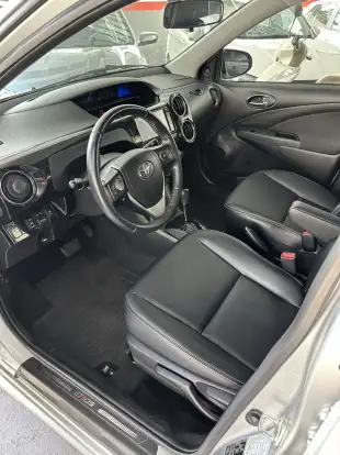 TOYOTA-ETIOS-2018
