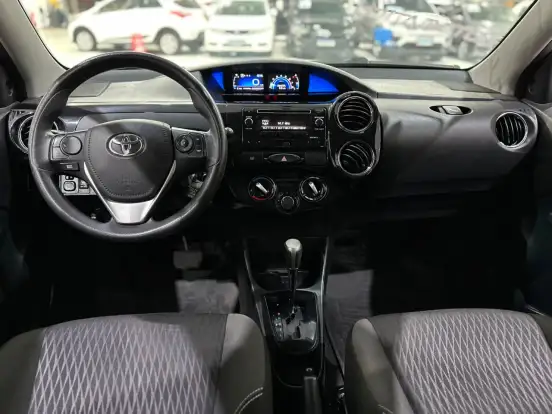 TOYOTA-ETIOS-1.5 XS 16V FLEX 4P AUTOMÁTICO TOYOTA-ETIOS-2017