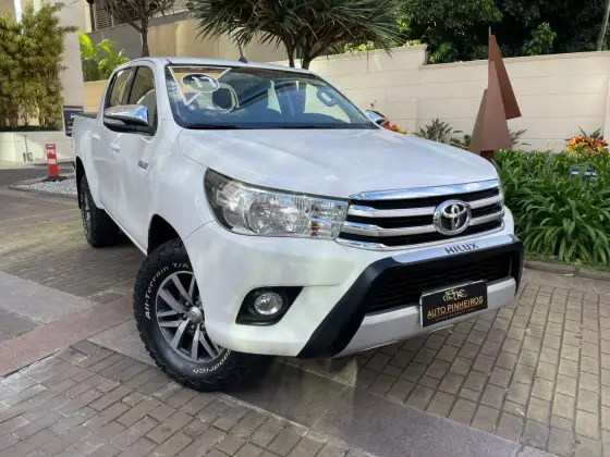 TOYOTA HILUX 2.7 SR 4X2 CD 16V FLEX 4P AUTOMÁTICO