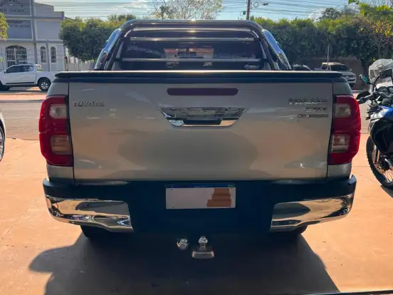 TOYOTA-HILUX-2.8 SRX 4X4 CD 16V DIESEL 4P AUTOMÁTICO TOYOTA-HILUX-2020