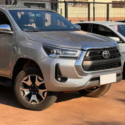 TOYOTA-HILUX-2020